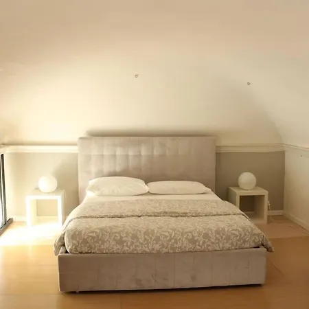 Carlo Alberto 27-c * Turin