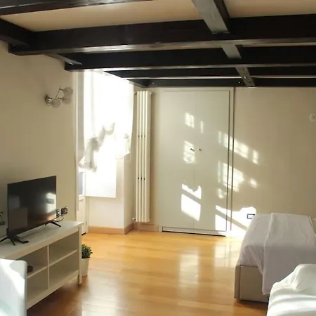 Carlo Alberto 27-c * Τορίνο