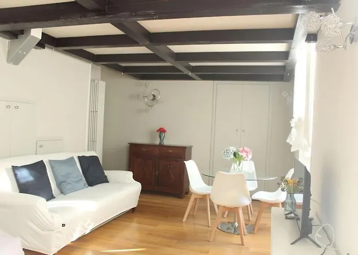 Carlo Alberto 27-c *