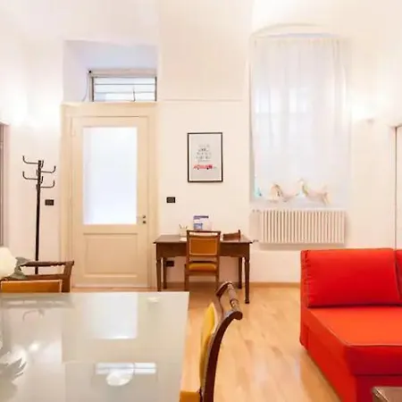 Apartman Carlo Alberto 27-c *