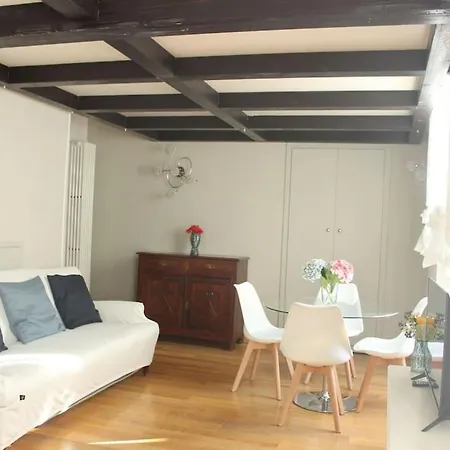 Carlo Alberto 27-c *